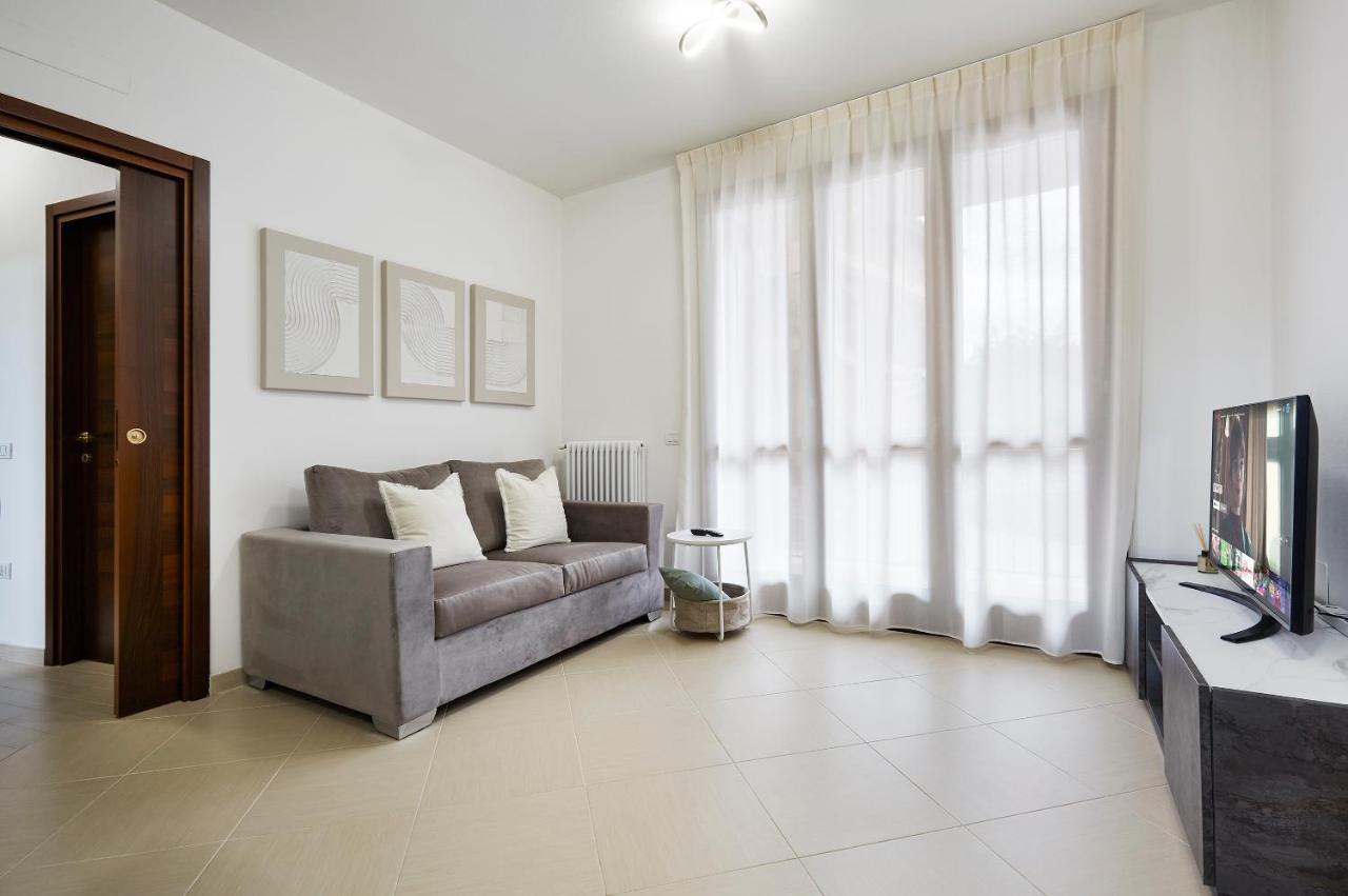 Villa Sofia, Golf Club Formigine Colombaro  ภายนอก รูปภาพ